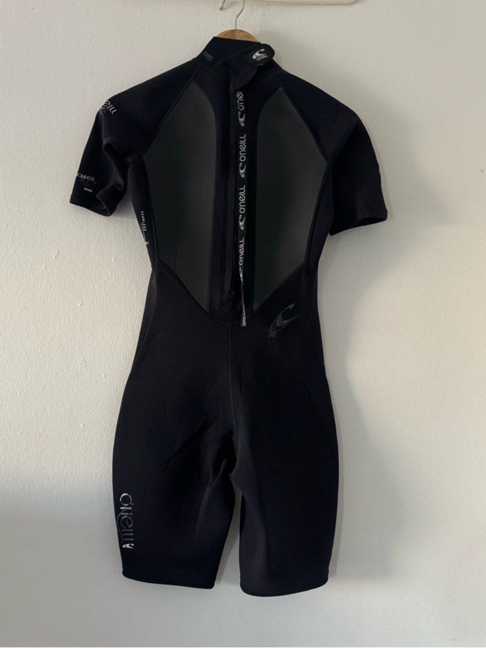 O'Neill Women's Short Sleeve Wetsuit Black Hammer GBS Seamless Flex Zones US 8 - Picture 2 of 16